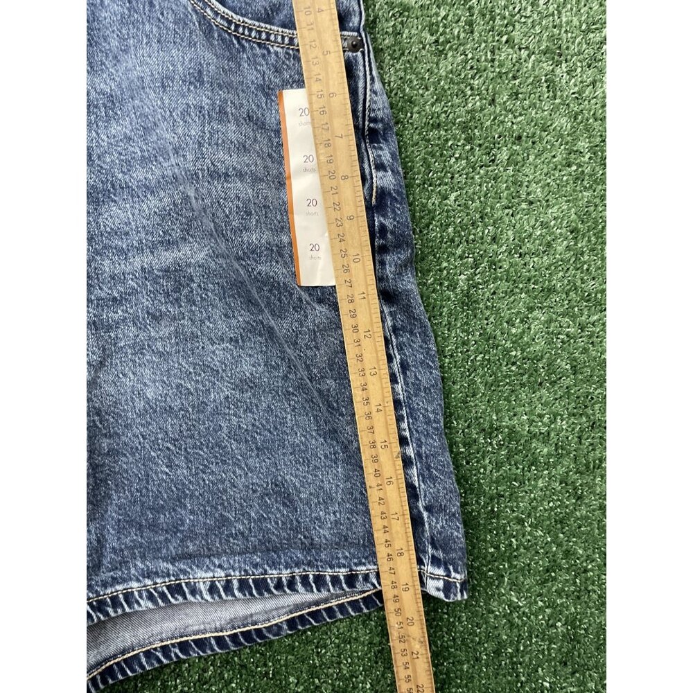 Ava & Viv Women's Denim High Rise Midi Shorts Size 20 Relaxed Fit NWT Stretch - Picture 5 of 11